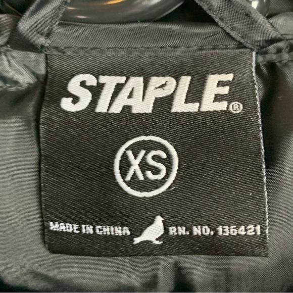 NWT Staple Pigeon Men’s Shinny Black Puffer Winter Jacket Streetwear XSmall - Picture 7 of 9